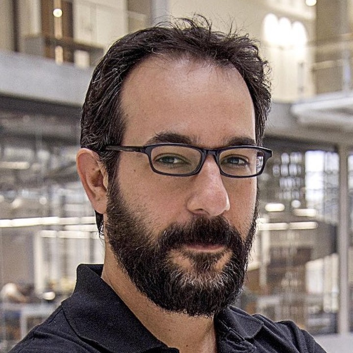 Headshot of Alex Dimakis