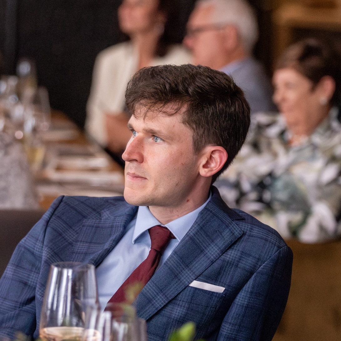 Headshot of Alex Krentsel