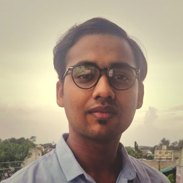 Headshot of Lakshya Agrawal